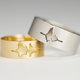 Illustration for article titled These waveform wedding rings are the geekiest thing you'll see today